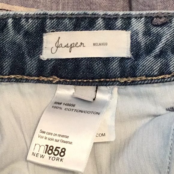 Distressed Jeans. - Picture 7 of 7